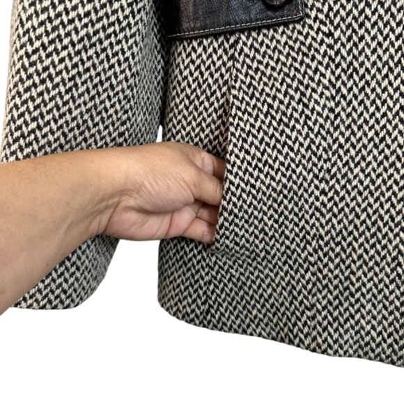 Talbots Coat/Blazer Wool Herringbone Womens 12 Pockets Leather Collar Academia - Picture 7 of 16